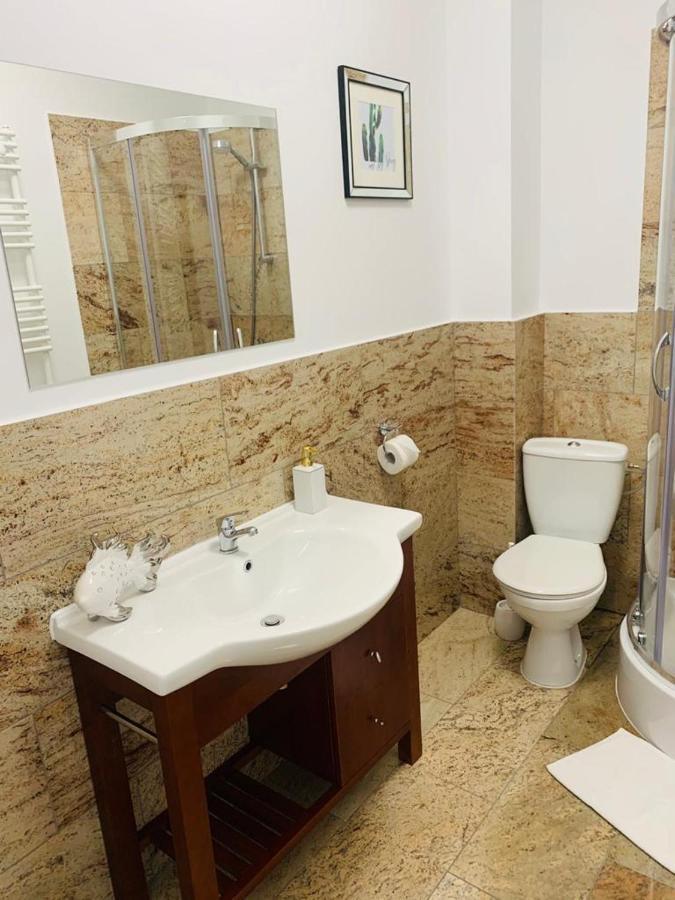 גורז'וב ווילקופולסקי Apartament Walczaka 15 Miejsce Parkingowe מראה חיצוני תמונה