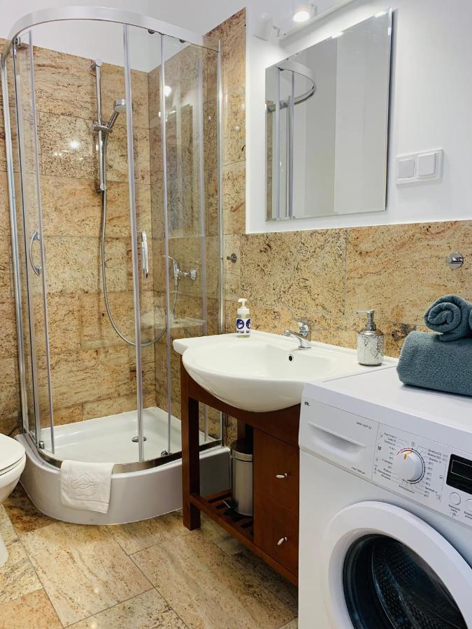 גורז'וב ווילקופולסקי Apartament Walczaka 15 Miejsce Parkingowe מראה חיצוני תמונה